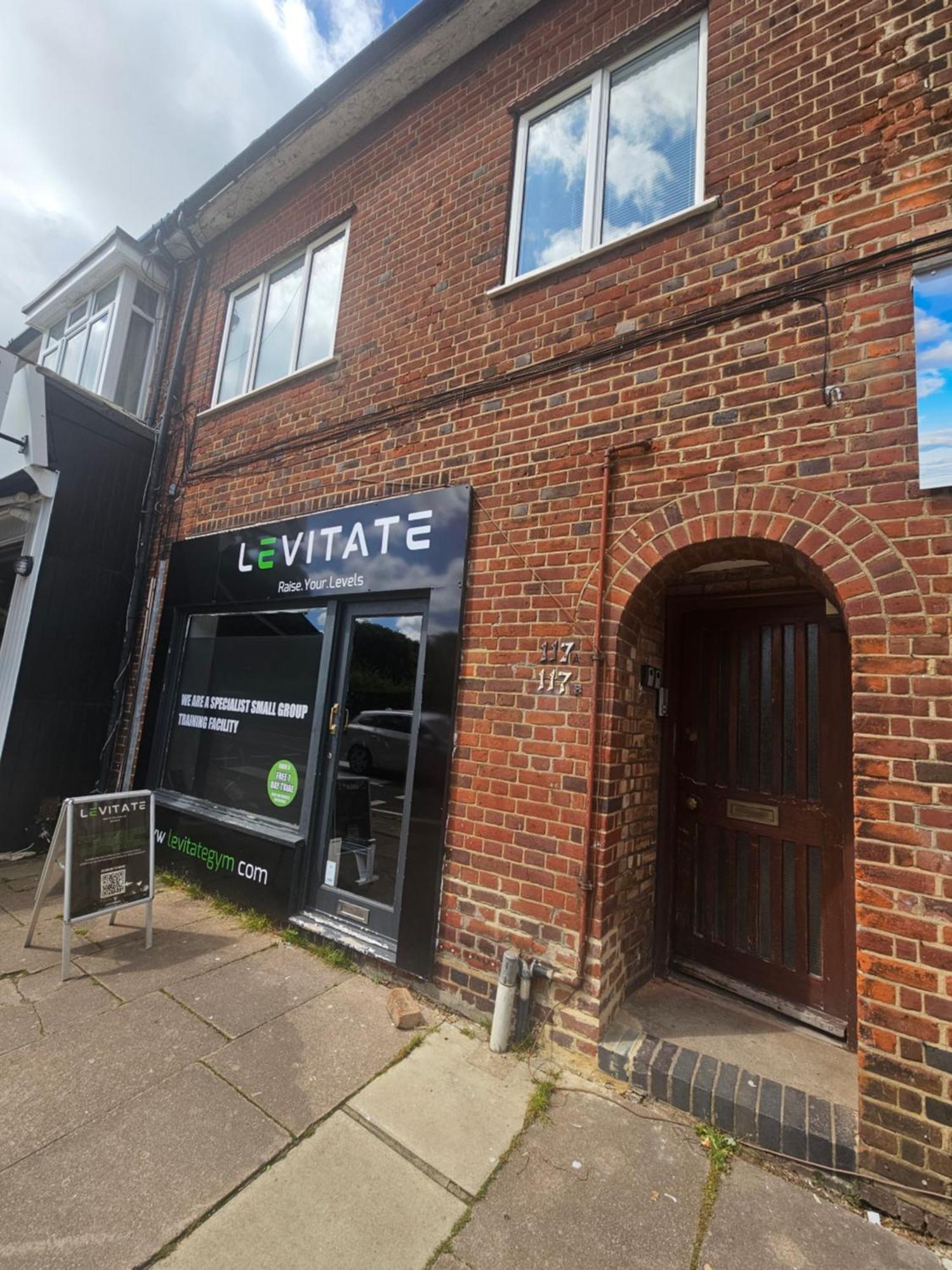 St Albans City Stays - Near Luton Airport - St Albans Abbey & City Train Station - Close To London- Harry Potter World - The Odyssey Cinema - Abbey Cathedral- Contractors I Business I Leisure- Sleeps Upto 6 People Luaran gambar